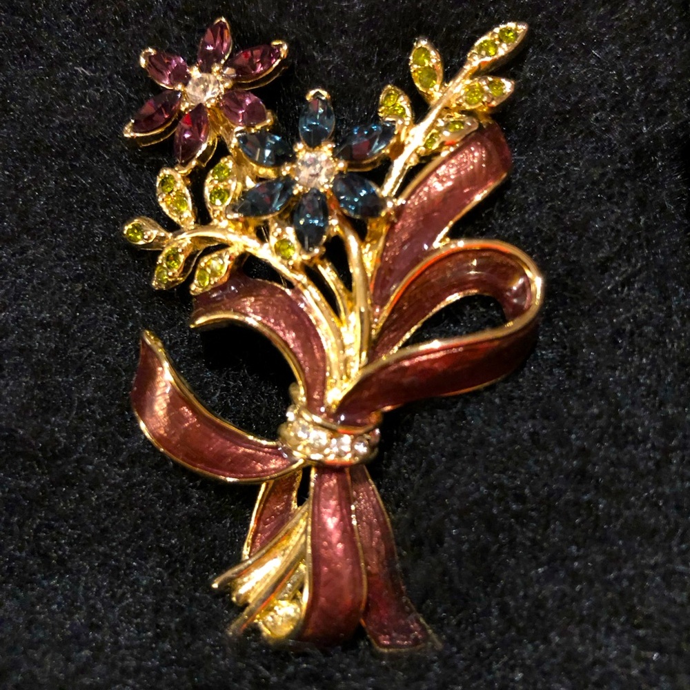 Vintage Monet Bouquet of Flowers brooch